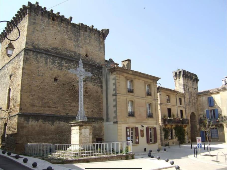 Chez Lydia - Osez La Vie De Chateau ! Pont Du Gard, Uzes Remoulins Exterior foto